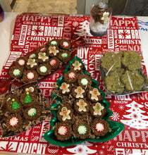 Holiday Sets by Momma J’s Pony Pastries